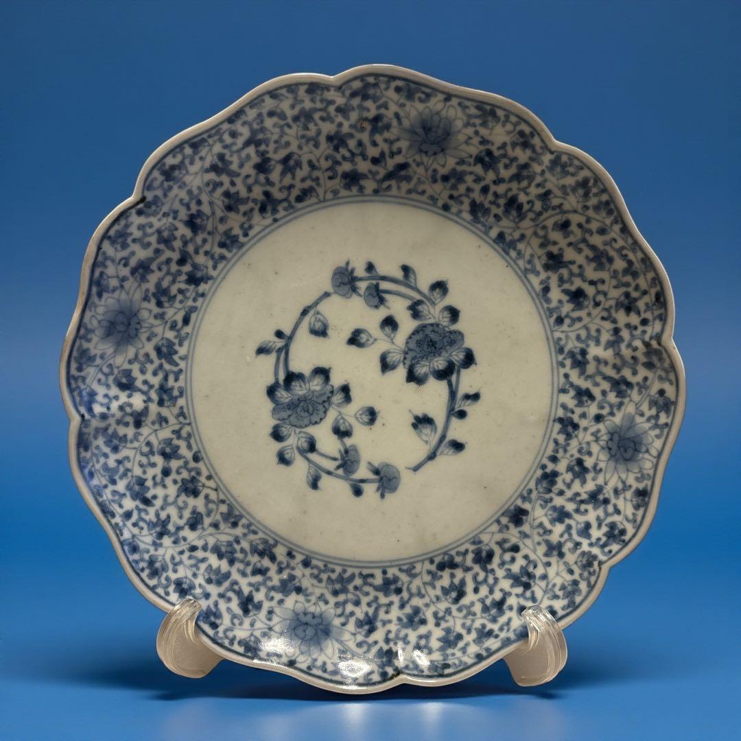 伊万里 有田 染付 印判手 輪花皿 花唐草 見返し唐草 見込梅花枝文 花丸文