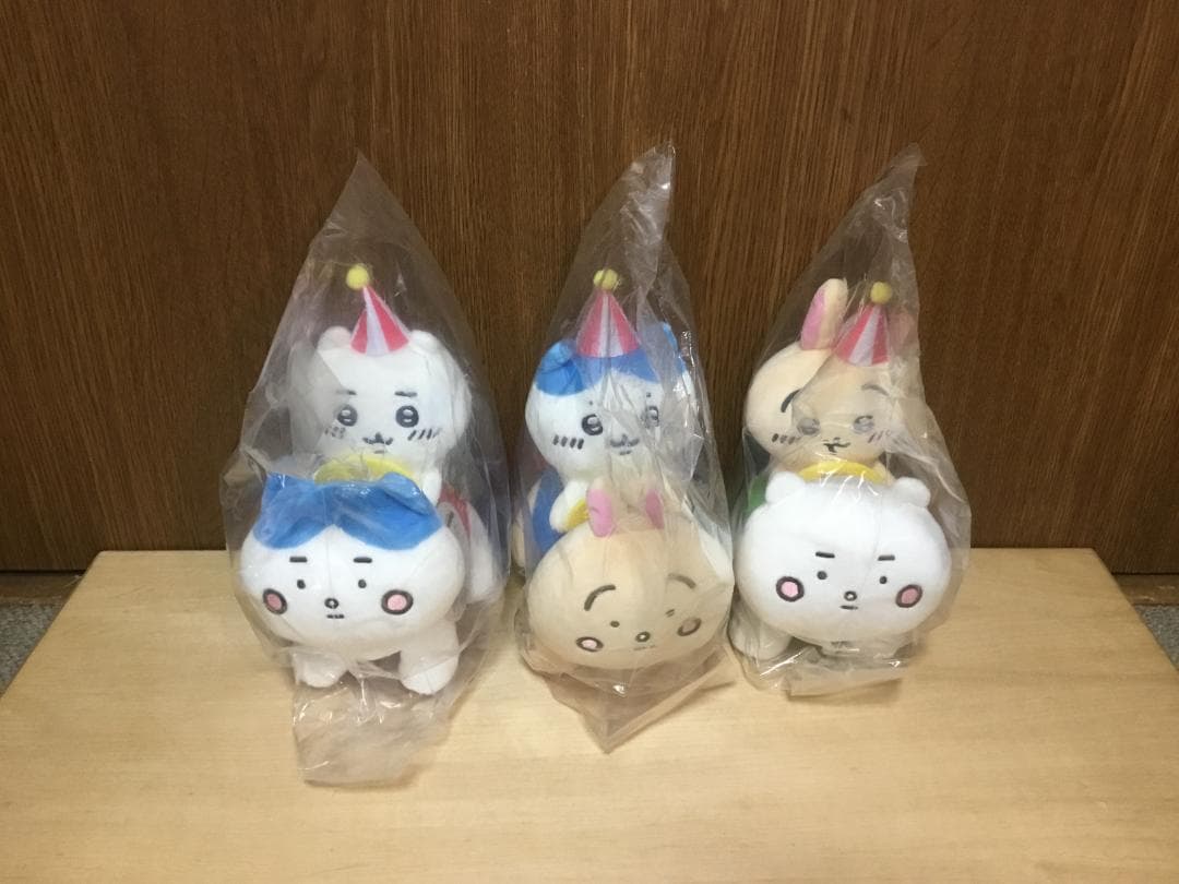 ちいかわらんど　ぴーぽぽぬいぐるみ　ちいかわ　ハチワレ　うさぎ　３点
