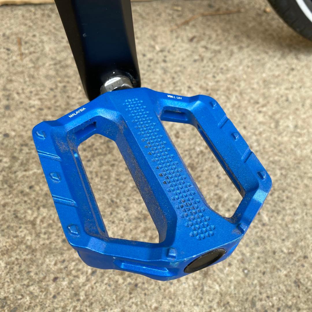 FELTベルザスピード40 クロスバイク