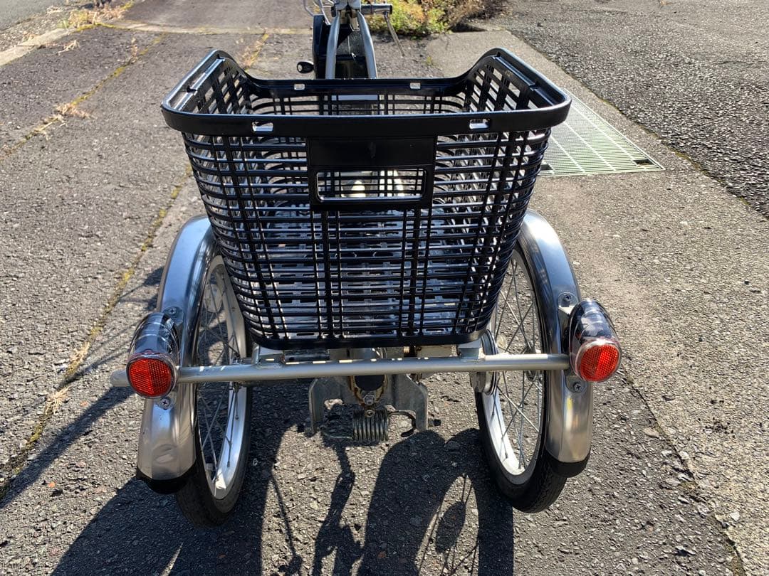 【動作確認済】 送料無料 Panasonic電動アシスト三輪自転車8Ah内3速