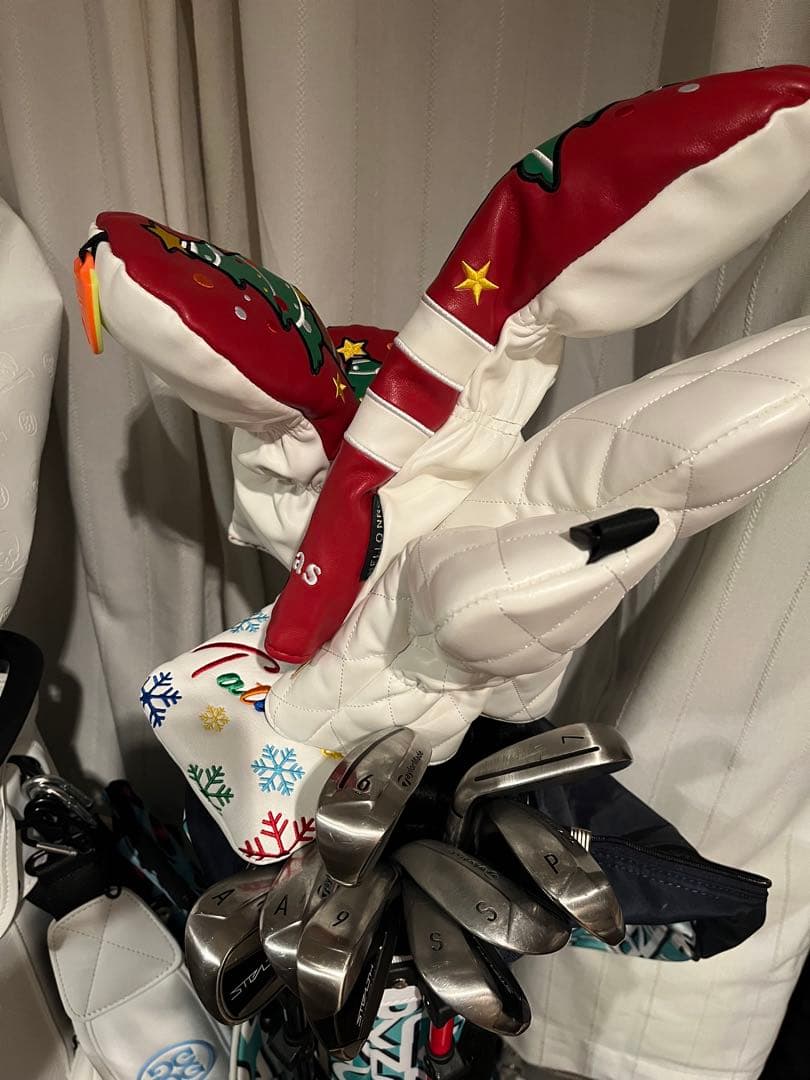 クランク　スタンド型キャディバッグ➕ボールポーチ(距離計入れ)➕フック付きタオル