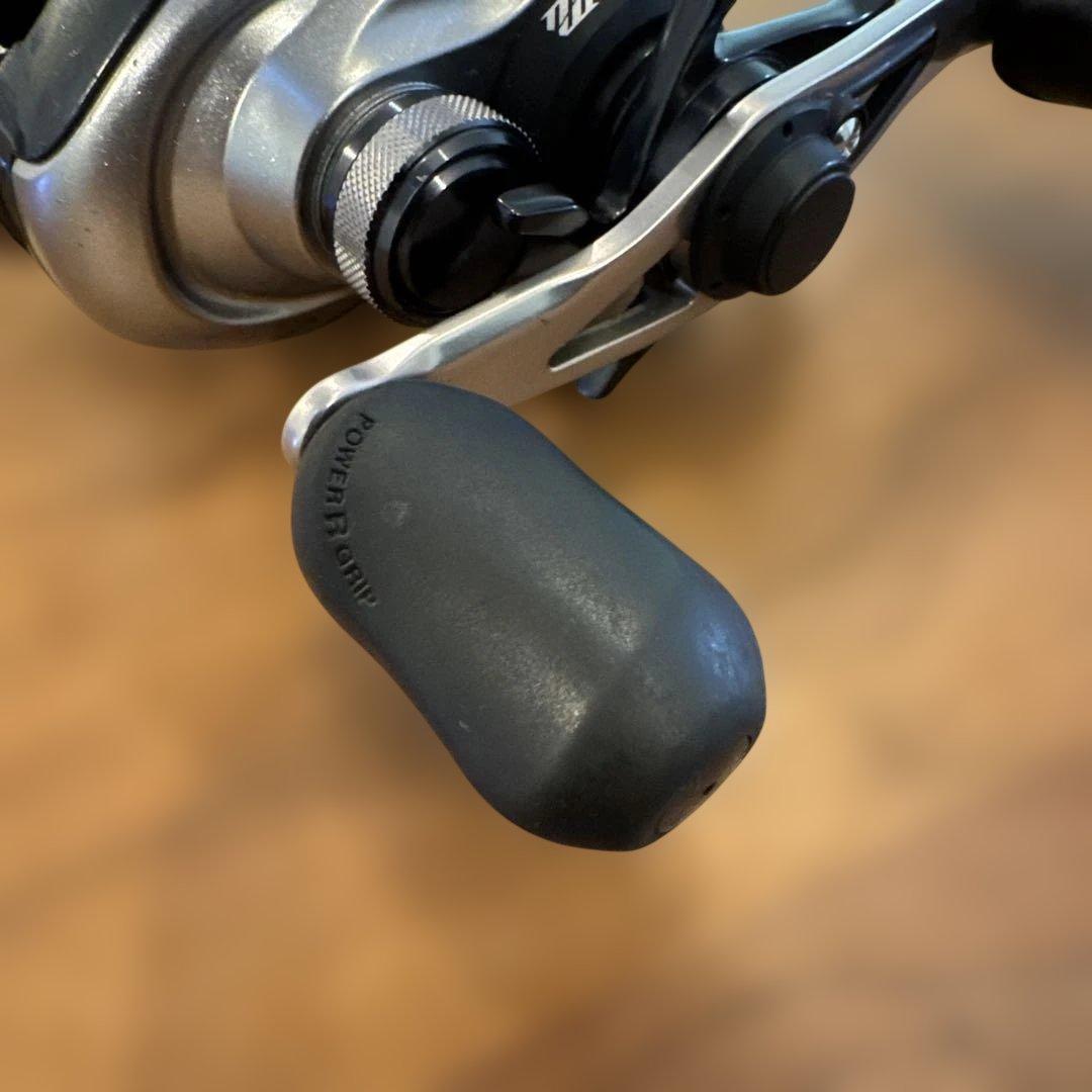 シマノ 13メタニウム HG 右 ベイトリール