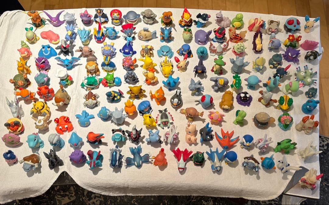ポケモン　レトロ　フィギュア　ゆび人形　143体セット