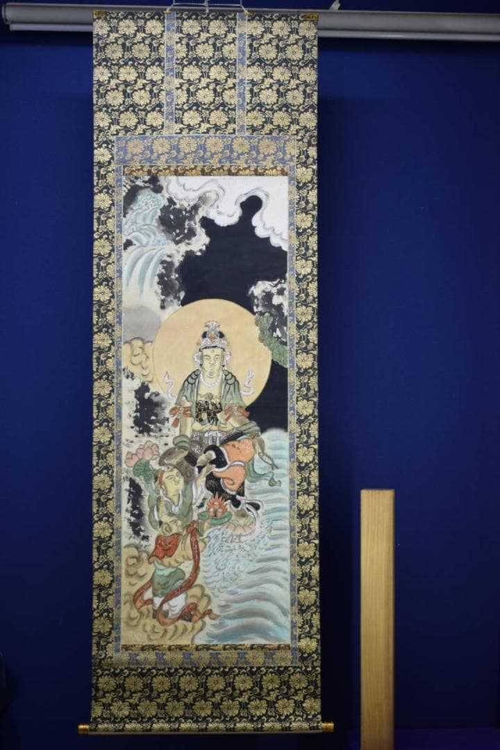 真作/作者不明/古画観音図/布袋屋掛軸HG-552