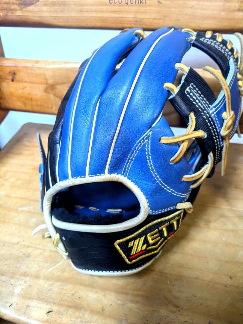 叩き売りだ〜‼️セール‼️プロステイタス　今宮モデル 収納袋付き