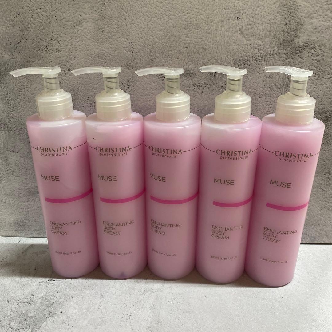 東*ー様 CHRISTINA MUSE エンチャンティング ボディクリーム300