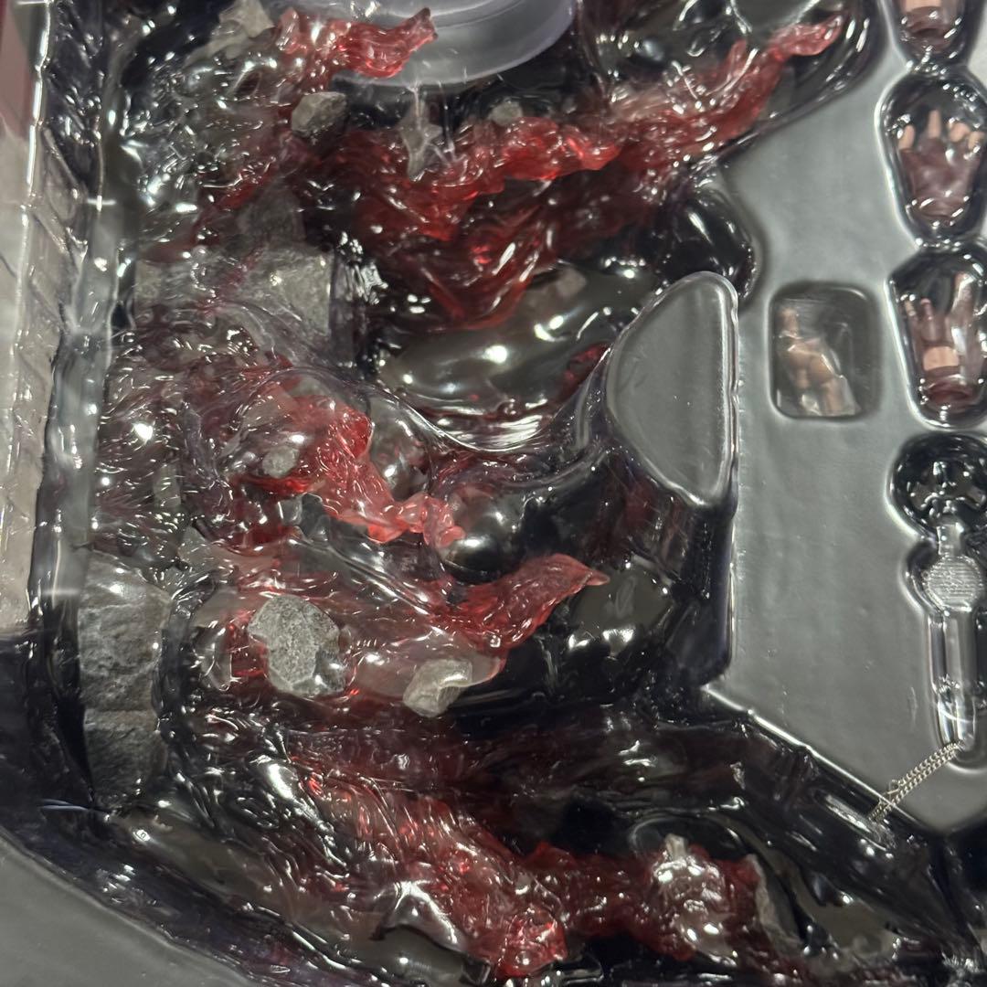 お買い得！ HotToys スカーレット・ウィッチ アルチザン フィギュア