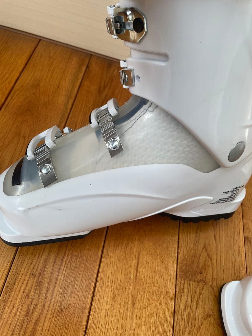 ロシニョール ROSSIGNOL スキーブーツKIARA SENSOR50