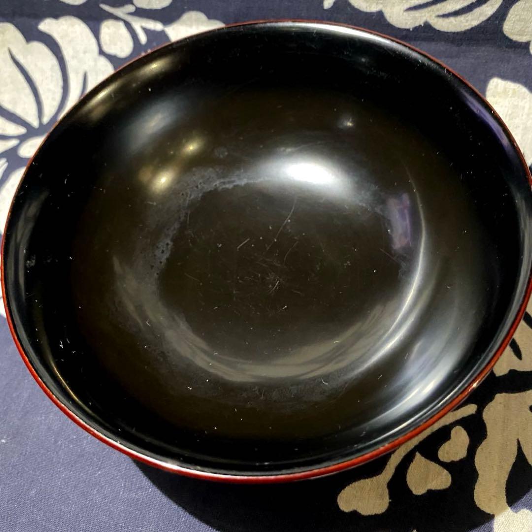 大正時代物骨董　天然木製漆器椀　梅柄金蒔絵・螺鈿　外朱内黒　菓子椀・雑煮椀　二客