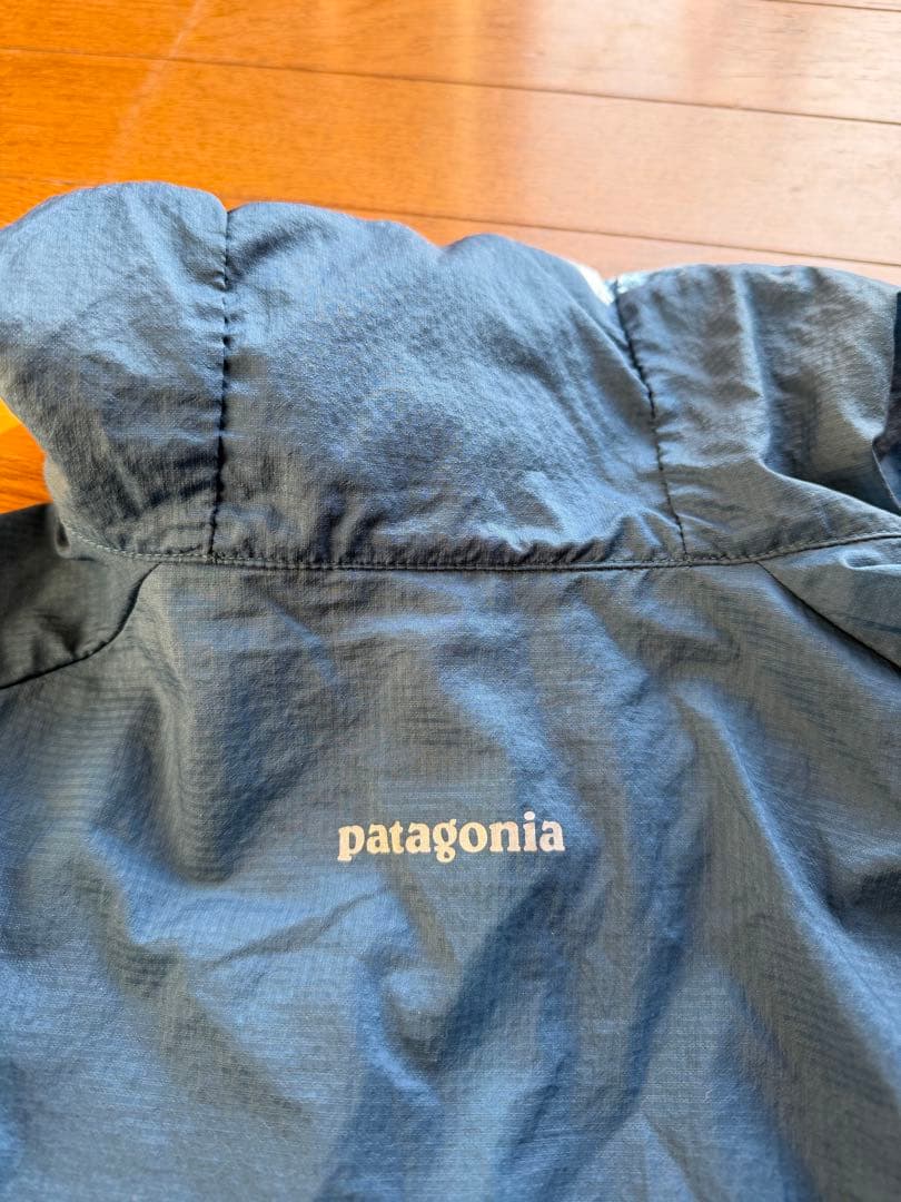 美品 patagonia パタゴニア フーディニジャケット S