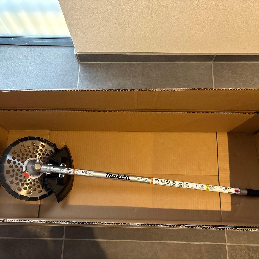 マキタ　草刈機　アタッチメント