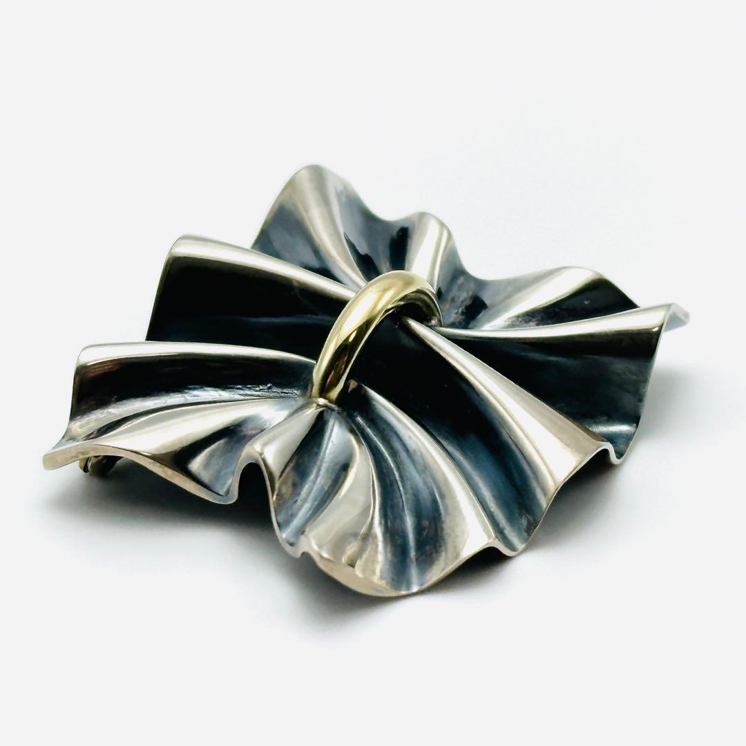   399 ギャザー　シルバーブローチ　925 燻　コンビ