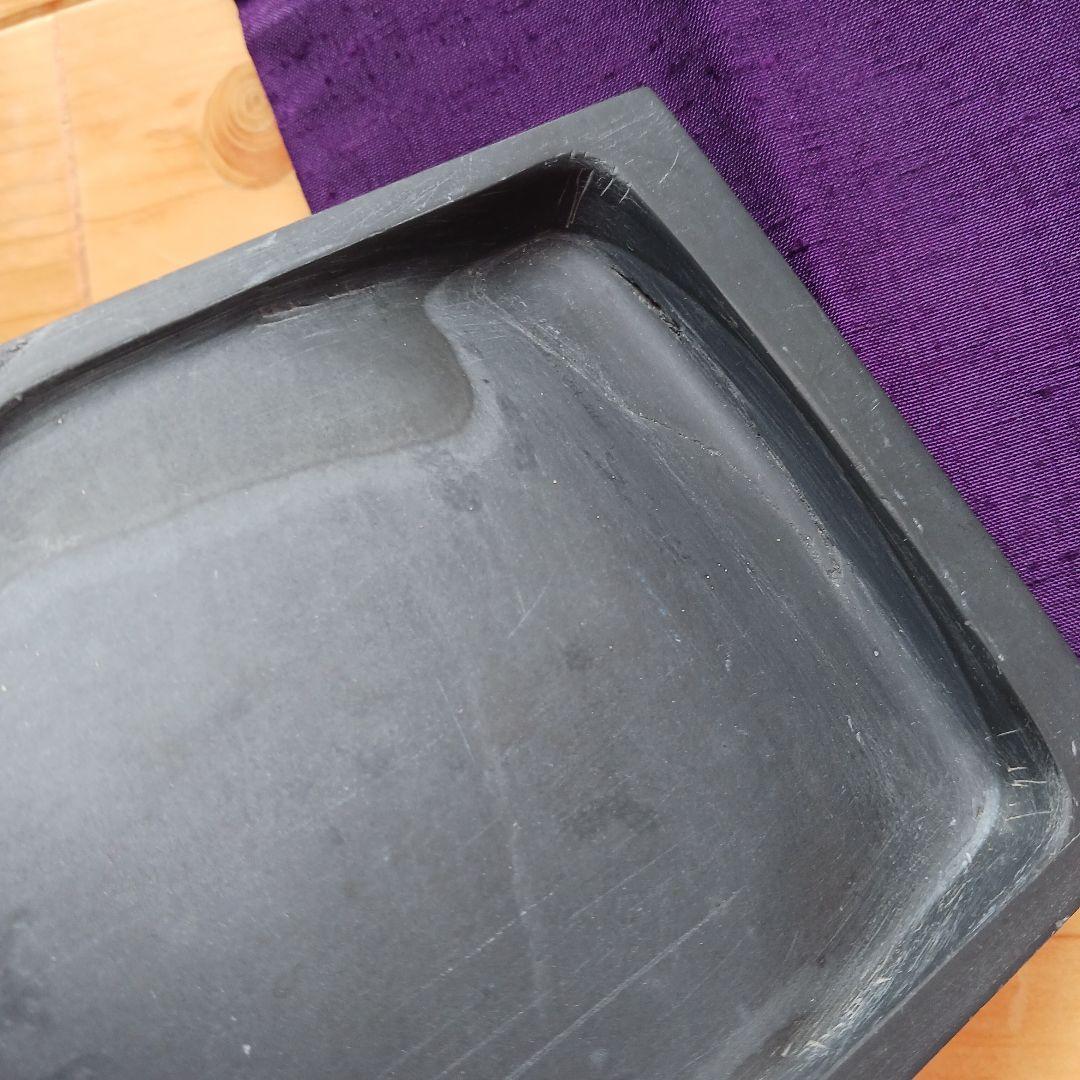 和硯　蒼龍石㉒　蒼白色の石紋