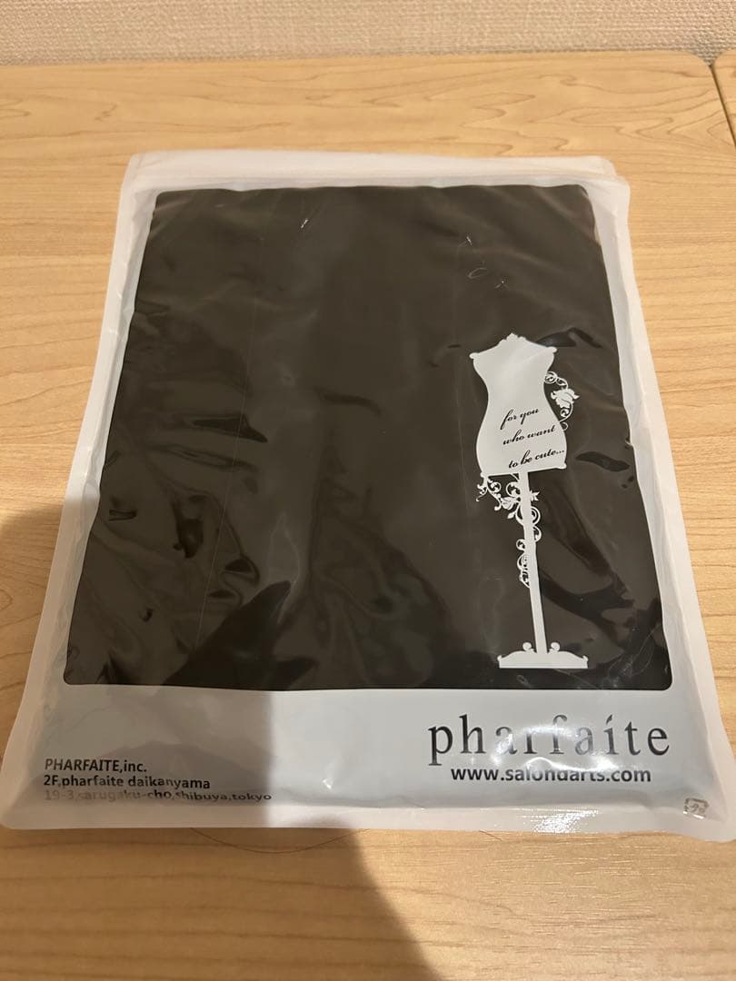 【pharfaite】ベルベットエナメルハイネックスイムウェア Lサイズ