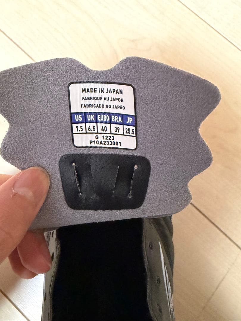 MIZUNO MORELIA NEO 4 JAPAN 25.5cm 黒×白