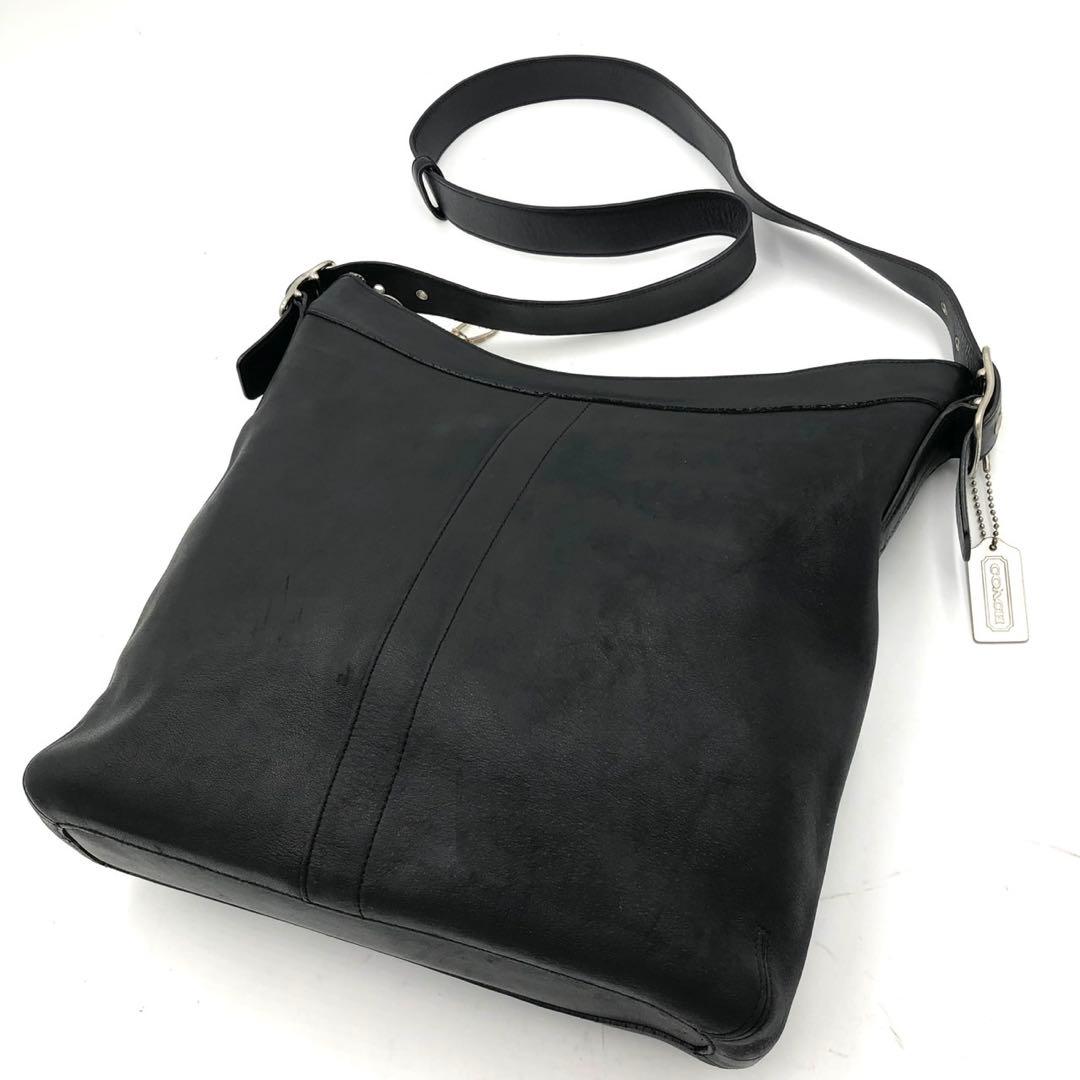 コーチ ショルダーバッグ ブラック 黒 レザー 革 斜め掛け A4収納可