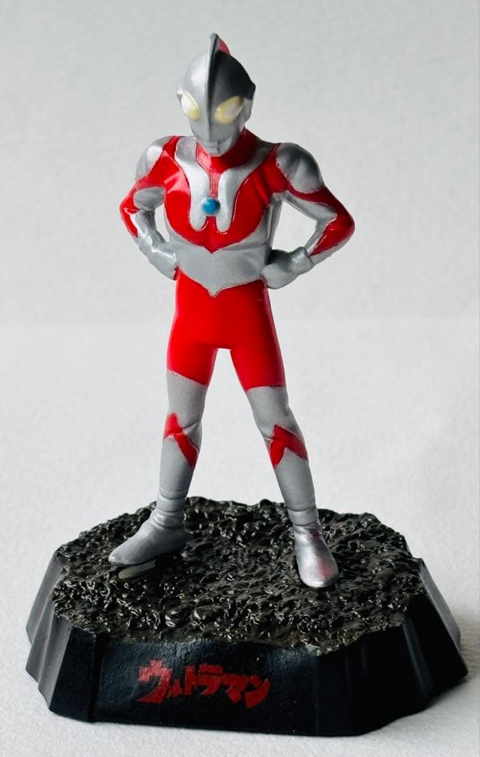 ウルトラ怪獣名鑑　16種セット