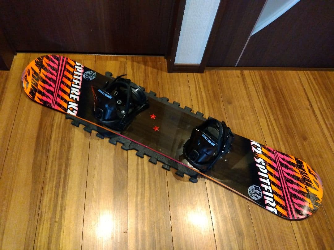 人気機種【送料無料】K2 138 学生・レディース スノーボードセット！！